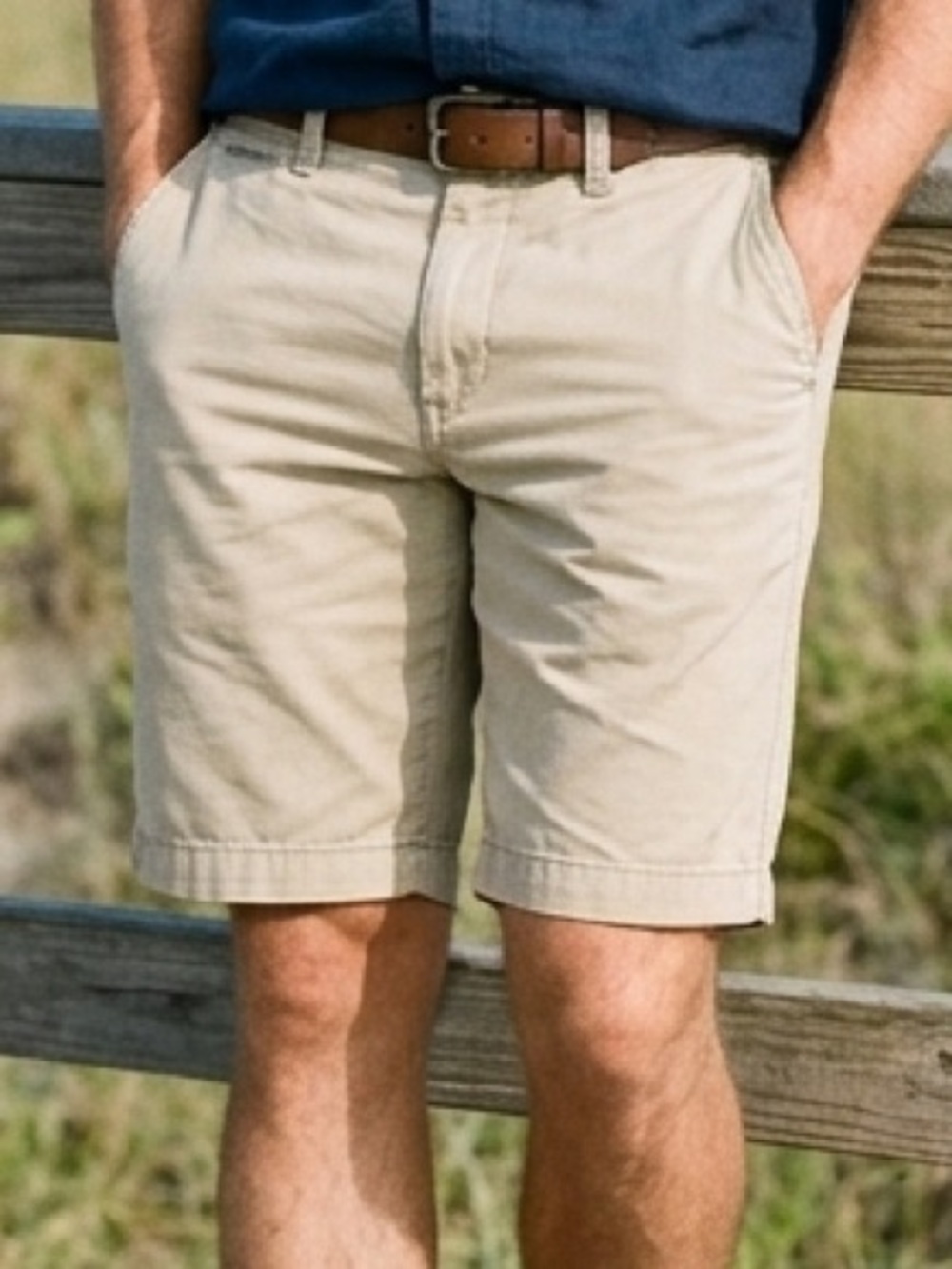 American Eagle Men's 36 Longboard Khaki Shorts Preppy Summer Shorts Travel